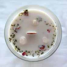 Load image into Gallery viewer, Rose and Rose Quartz Gemstone Candle For Love
